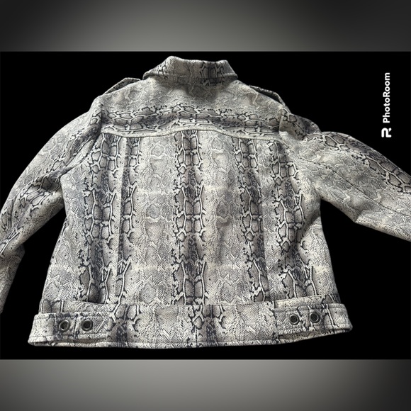 SIX/FIFTY Scuba Faux Suede Snake Print Moto Jacket - Picture 4 of 7